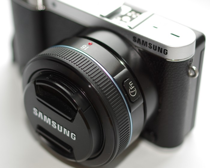 Объектив Samsung 16mm f/2.4 (W16NB)