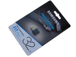 флеш-накопитель Samsung USB 3.1 Flash Drive FIT Plus 32 Гб (MUF-32AB/APC)
